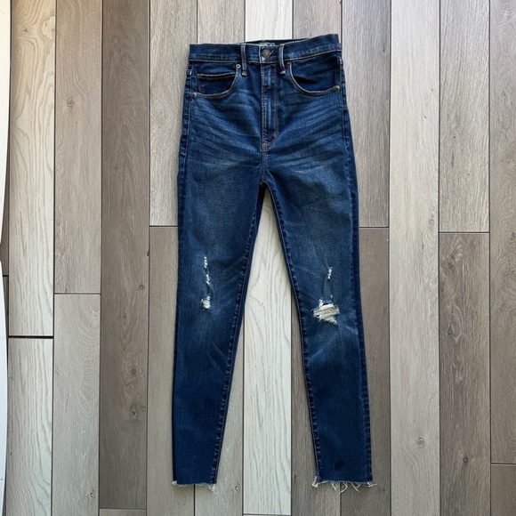 Abercrombie & Fitch Denim - Abercrombie & Fitch Skinny Jeans | Size: 26/2 | Excellent Condition